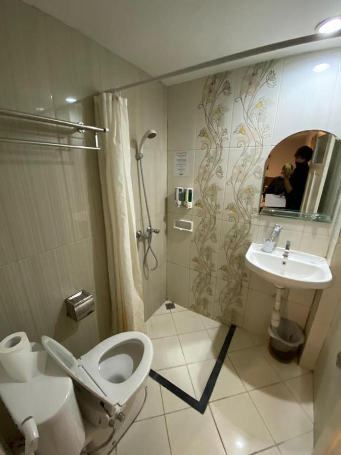 La Nostalgie Boutique Guest House Бандунг Екстер'єр фото